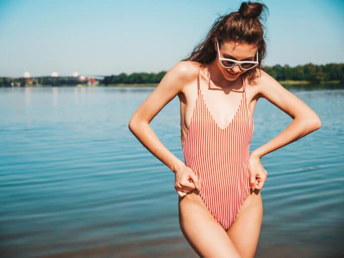 Les meilleures marques de maillots de bain pour règles Ado : Le guide complet
